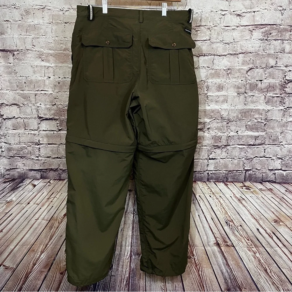The North Face Green 2 in 1 Convertible Zip Nylon Hiking Pants